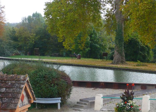Paysages environants Image Indisponible